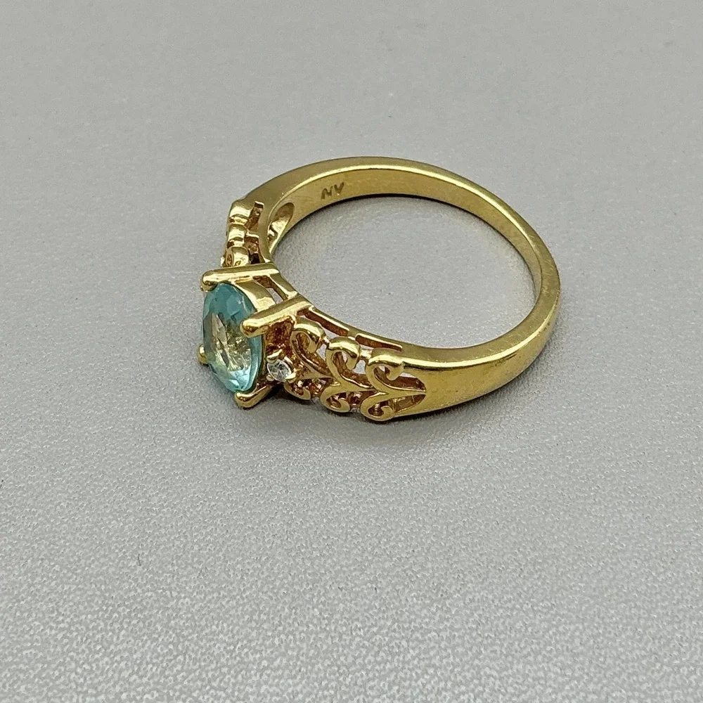 Vintage Avon Ring Gold Tone Blue Crystal Filigree Statement Ring Size 9